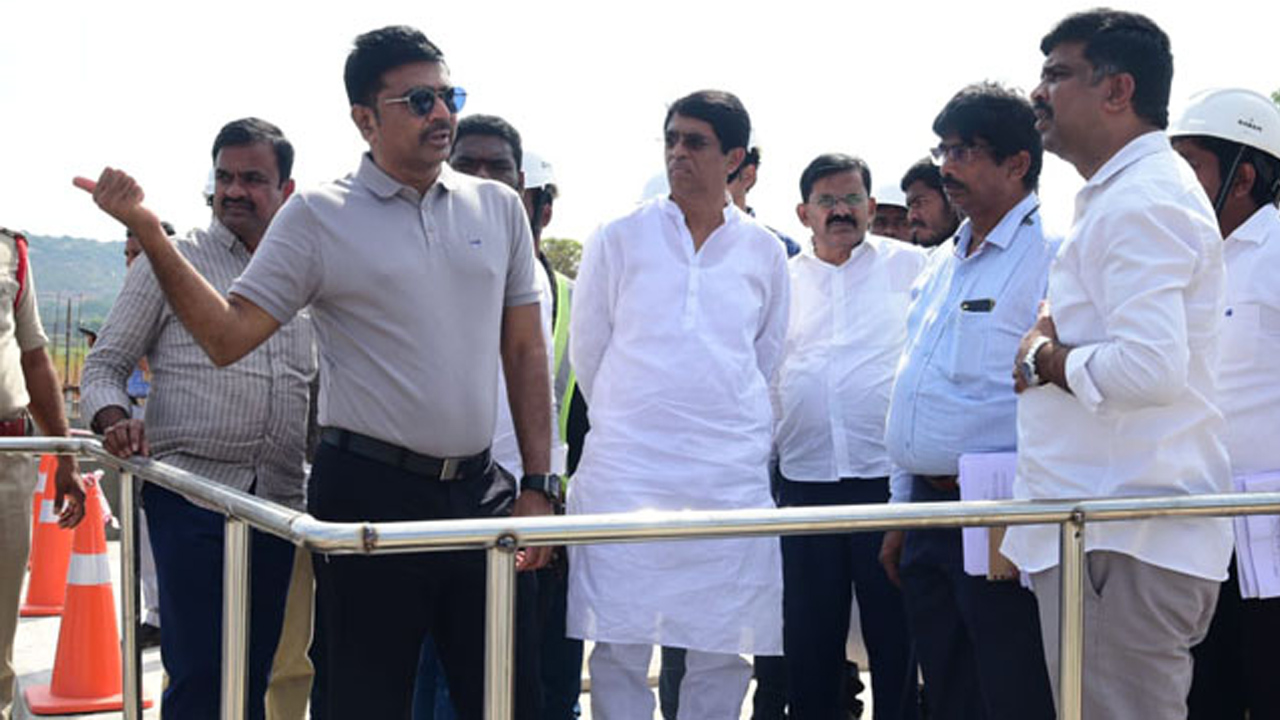MEIL's MD Krishna Reddy Visits Gorukallu Reservoir for Review