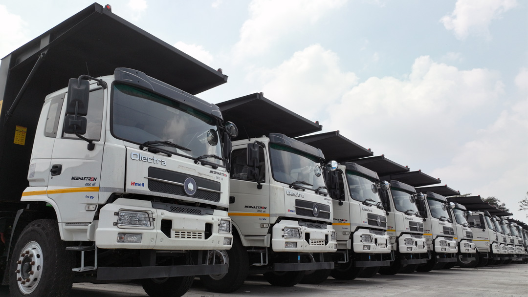 Olectra Tippers