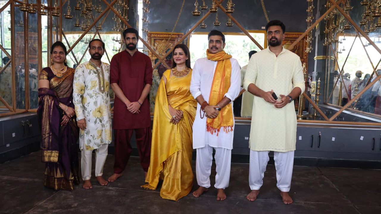 Veyi Sthambala Mandapam Inauguration at Dokiparru Mahakshetram